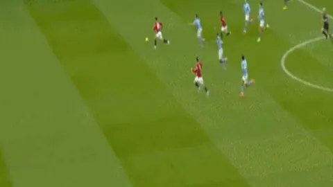 大乐透期号分析：老虎大学专家推荐破密集防守策略